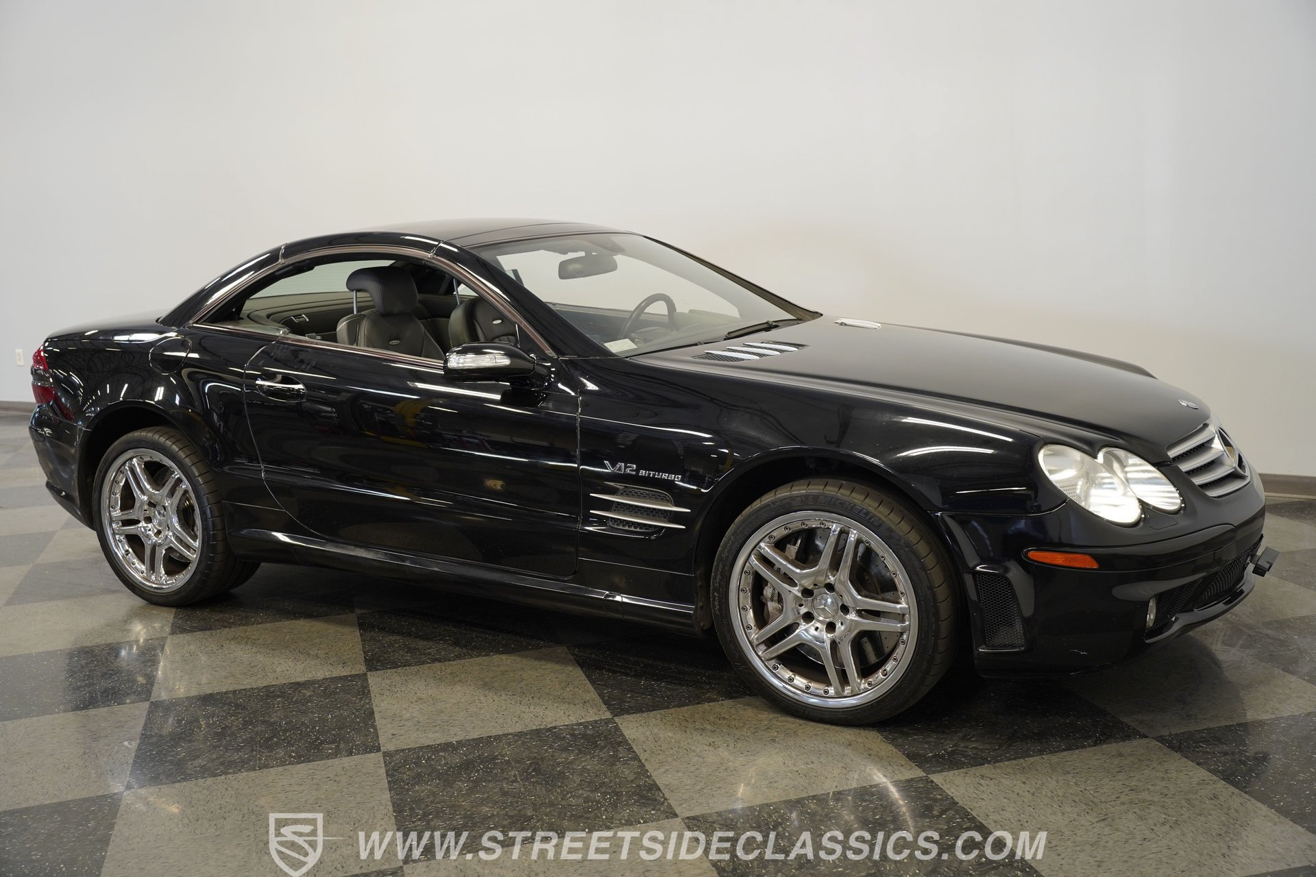 Used 2005 Mercedes-Benz SL 65 AMG image 16