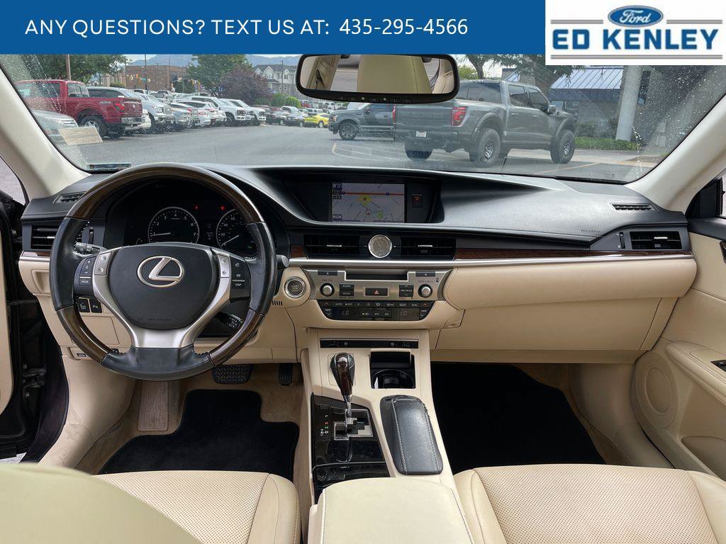 Used 2014 Lexus ES 350 w/ Premium Package FWD image 9