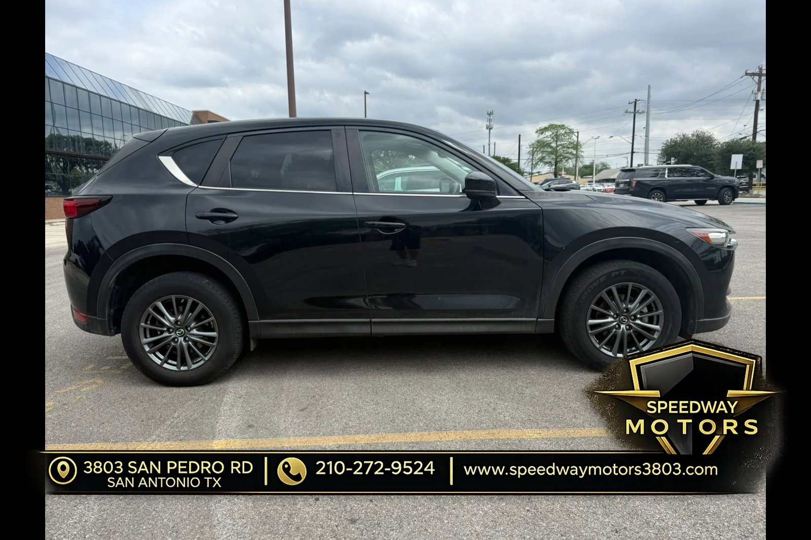 Used 2019 MAZDA CX-5 Touring FWD image 4
