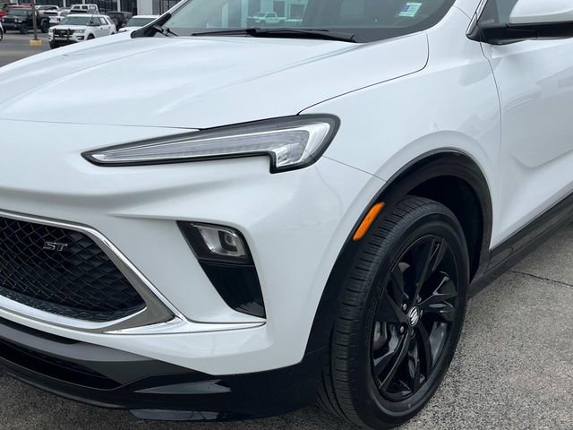 Used 2024 Buick Encore GX Sport Touring w/ Comfort Package image 35