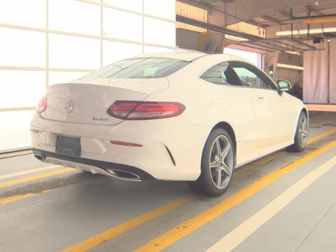 Used 2018 Mercedes-Benz C 300 4MATIC Coupe w/ Multimedia Package image 4