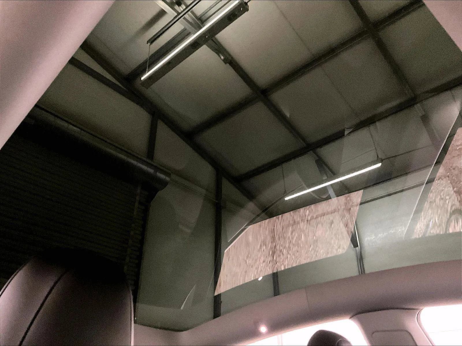 Used 2021 Tesla Model Y Long Range image 21