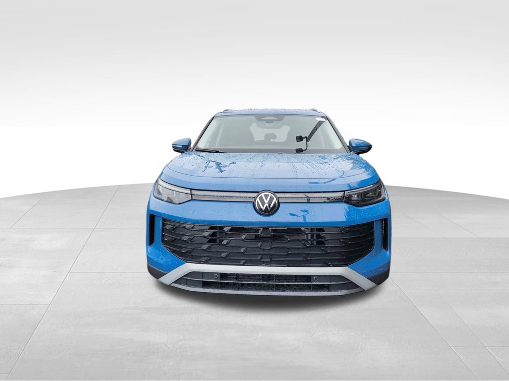 New 2026 Volkswagen Tiguan SE AWD/4WD image 2