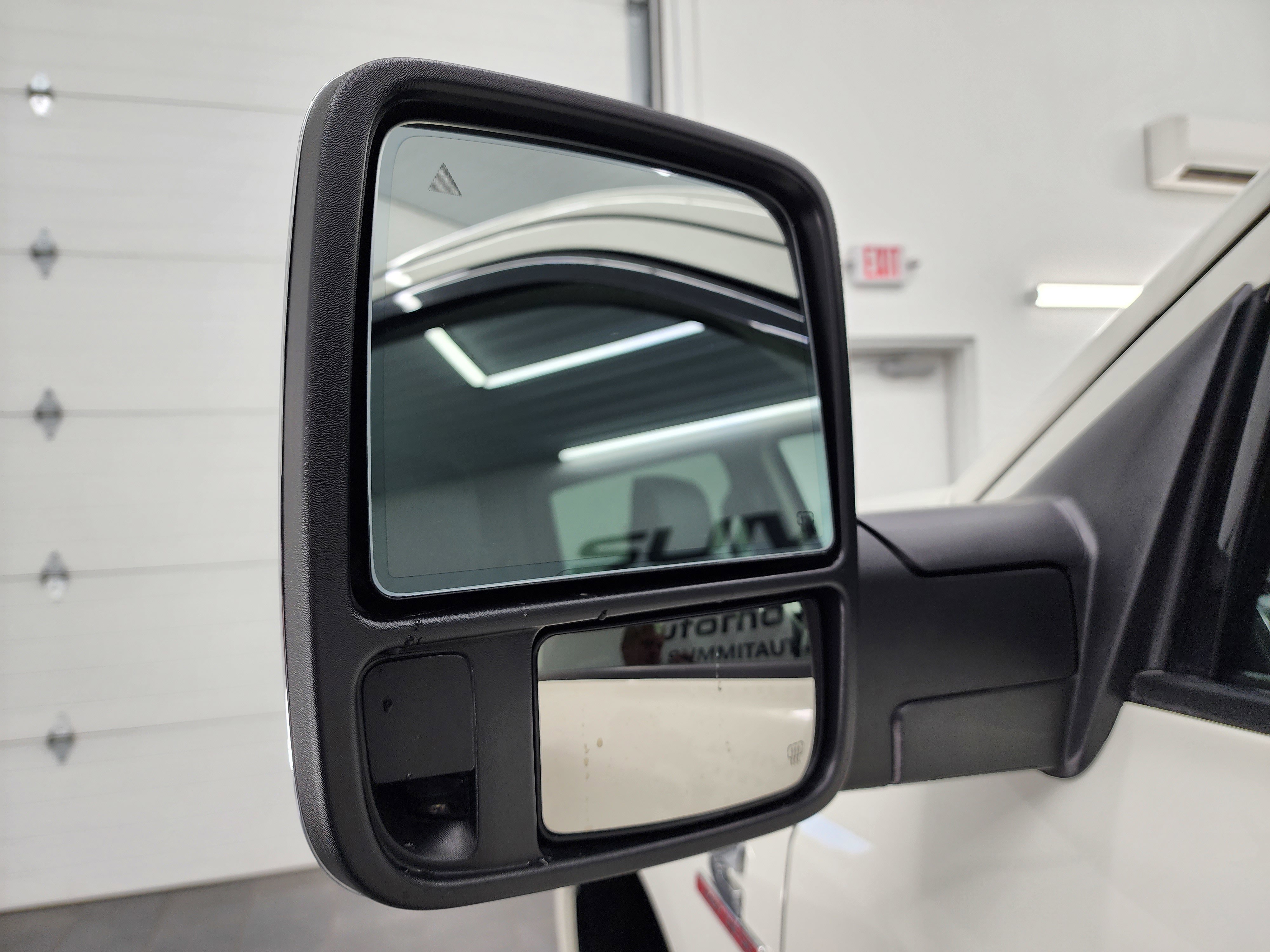 Used 2023 RAM 3500 Laramie image 37