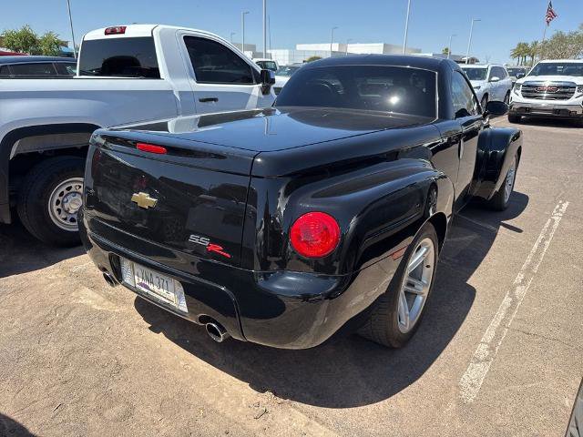 Used 2003 Chevrolet SSR w/ Preferred Equipment Group RWD image 4