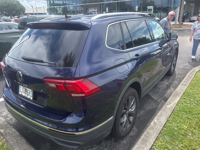 Used 2023 Volkswagen Tiguan SE FWD image 4