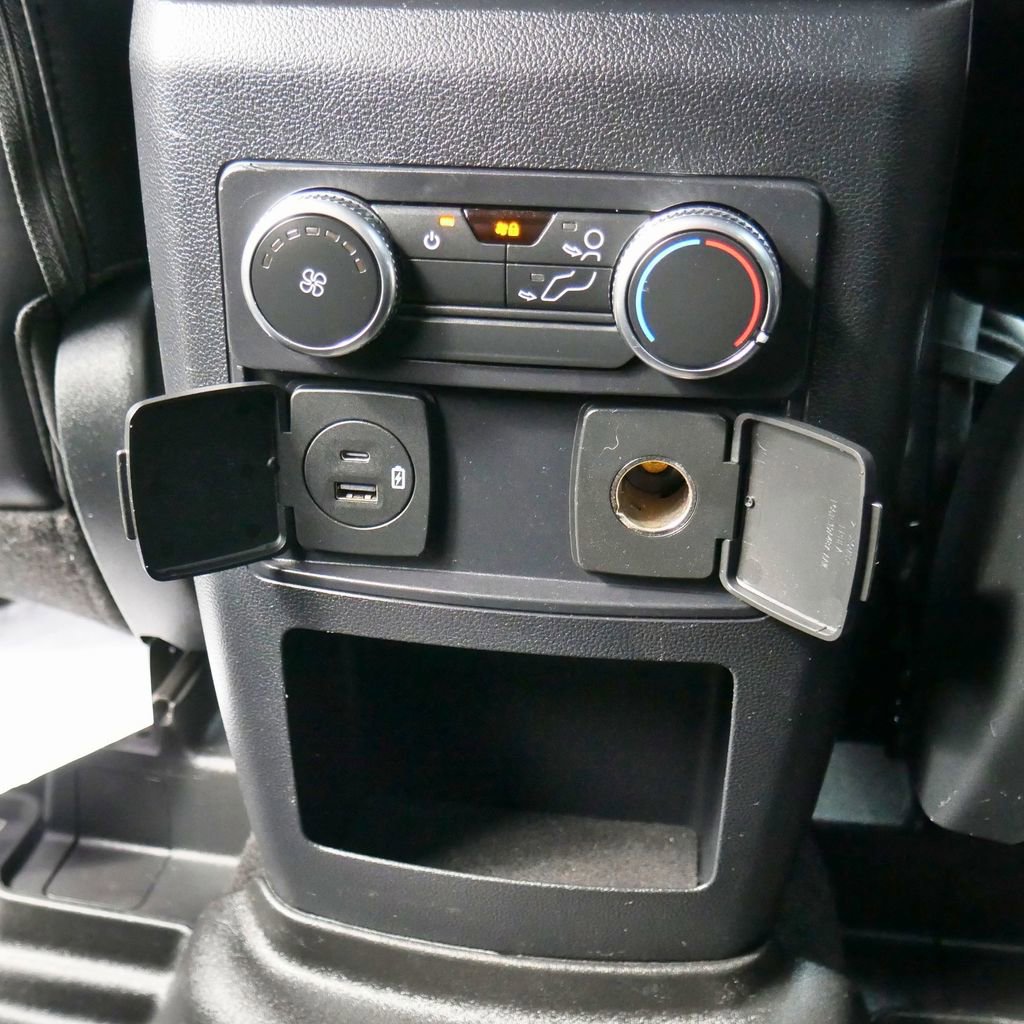 Used 2021 Ford Explorer XLT w/ Equipment Group 202A image 24