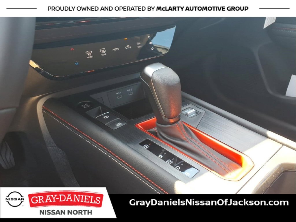 New 2027 Nissan Kicks SR FWD image 19
