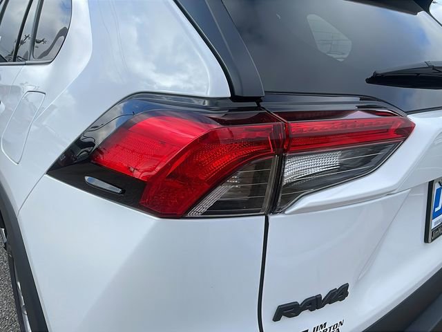 New 2025 Toyota RAV4 XLE image 11