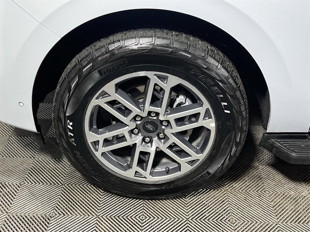 Used 2025 Ford Expedition Max Active image 28