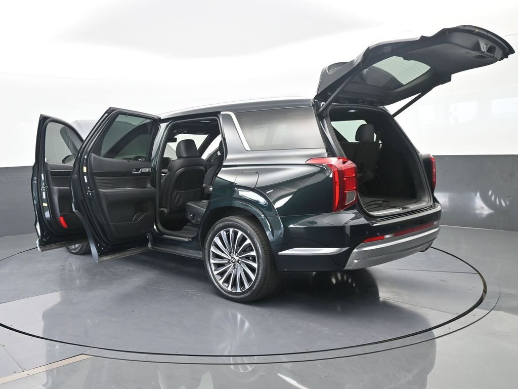 Used 2024 Hyundai Palisade Calligraphy image 90