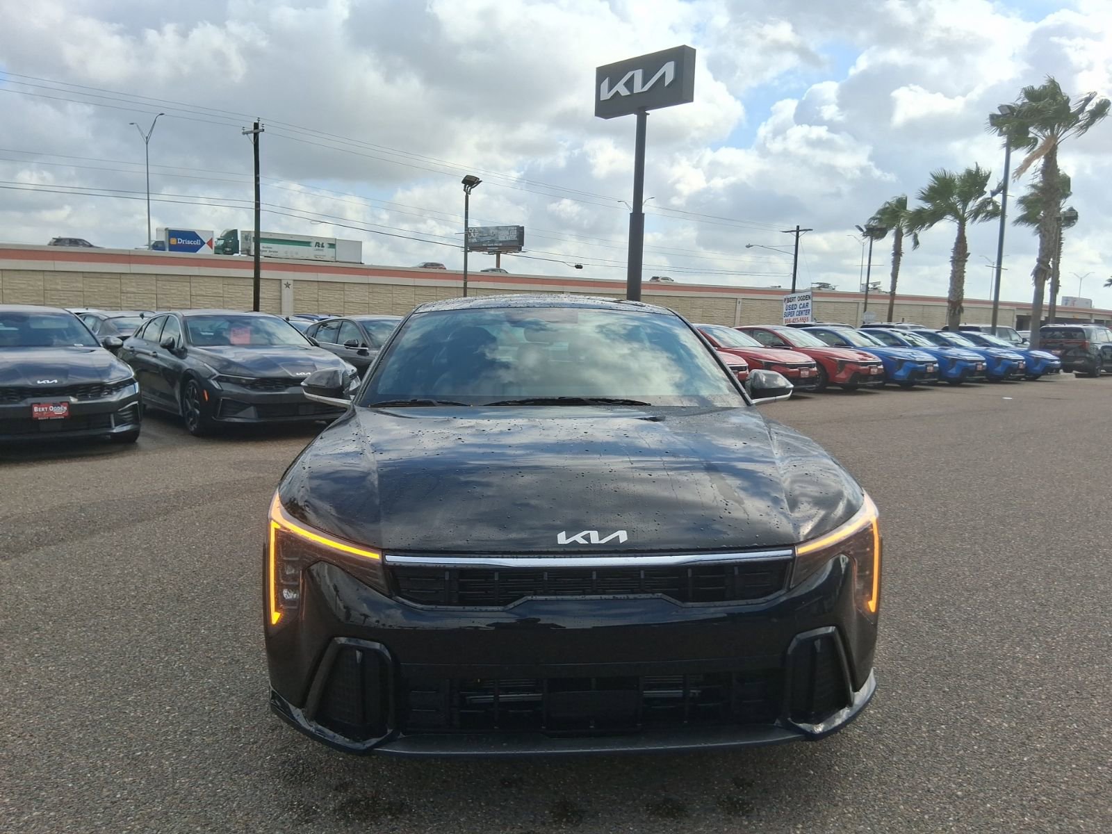 New 2026 Kia K4 GT-Line FWD image 2