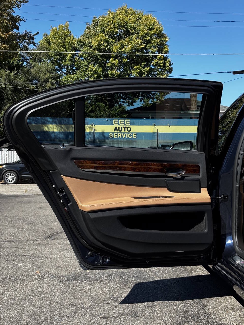Used 2013 BMW 740Li xDrive AWD/4WD image 11