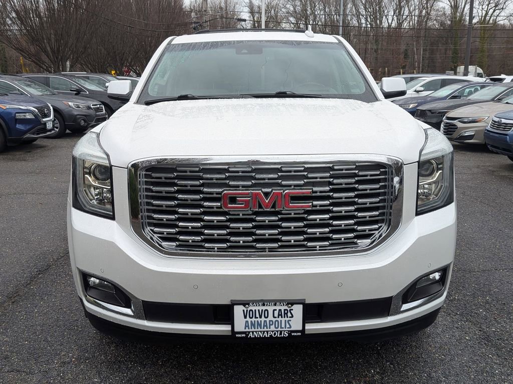 Used 2019 GMC Yukon Denali image 2