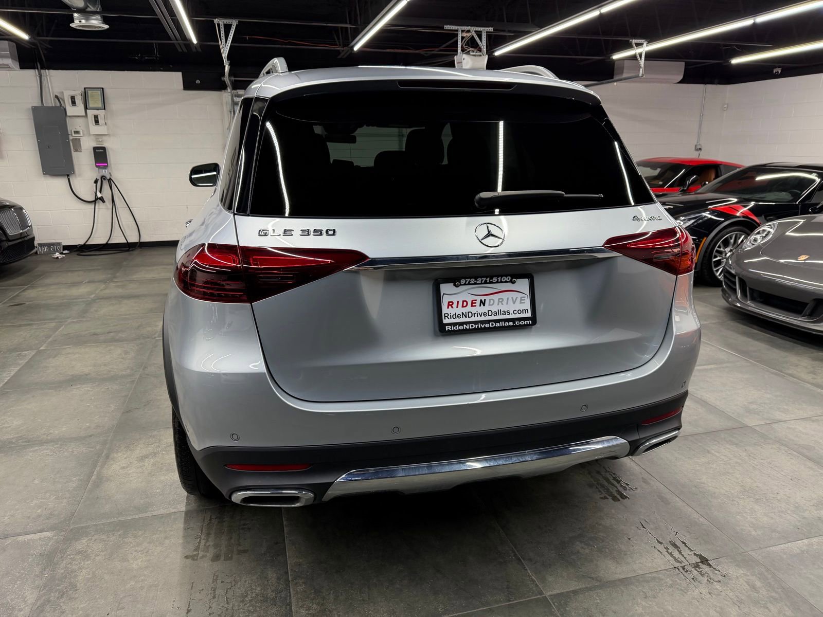 Used 2024 Mercedes-Benz GLE 350 4MATIC image 5