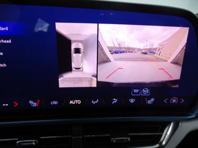 Used 2025 Chevrolet Equinox EV LT image 15