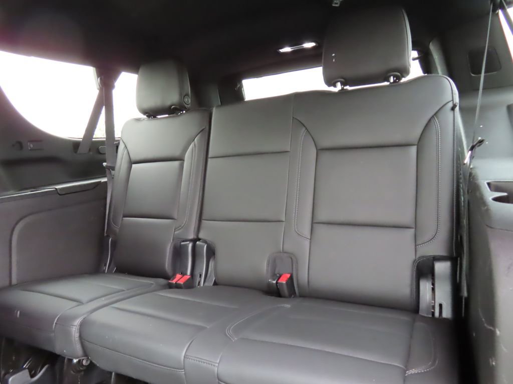Used 2021 Chevrolet Suburban Z71 w/ Rear Media and Nav Package AWD/4WD image 22