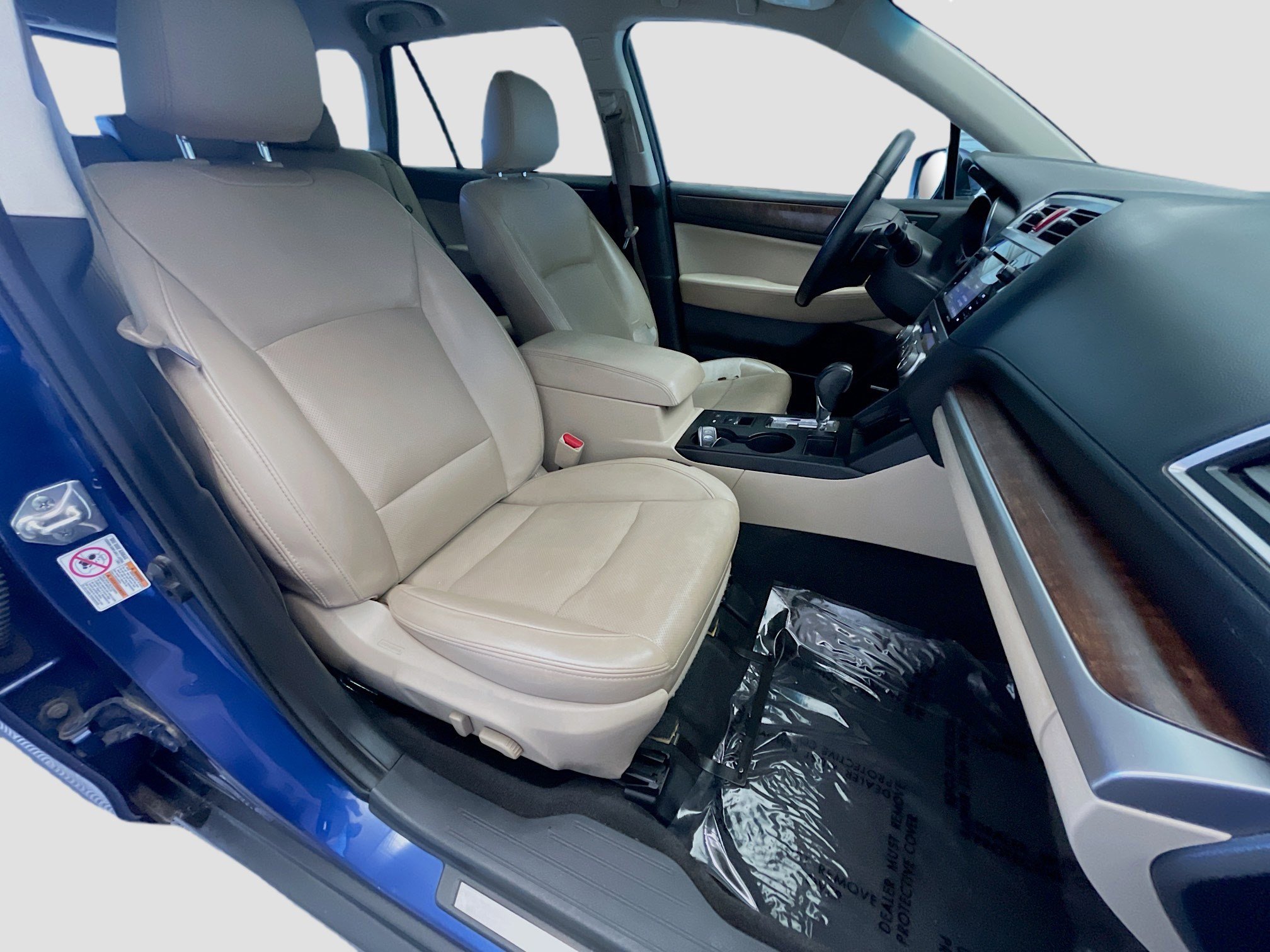 Used 2015 Subaru Outback 3.6R Limited image 18