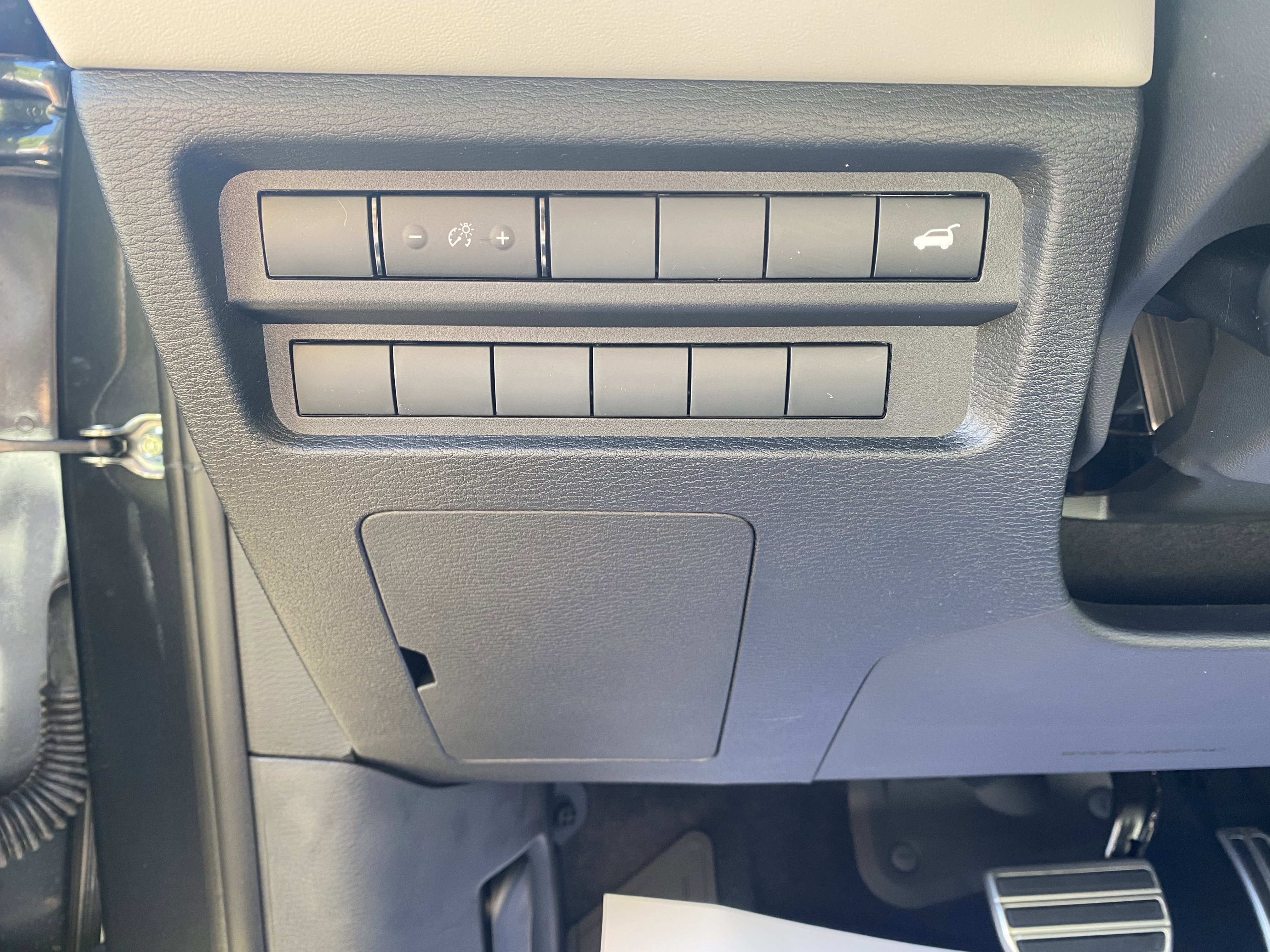 New 2025 Mitsubishi Outlander SEL image 7