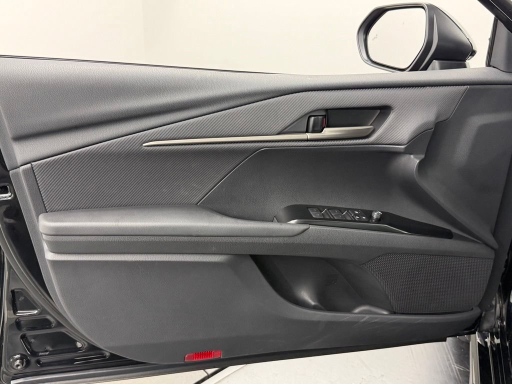 Used 2026 Toyota Camry SE FWD image 19