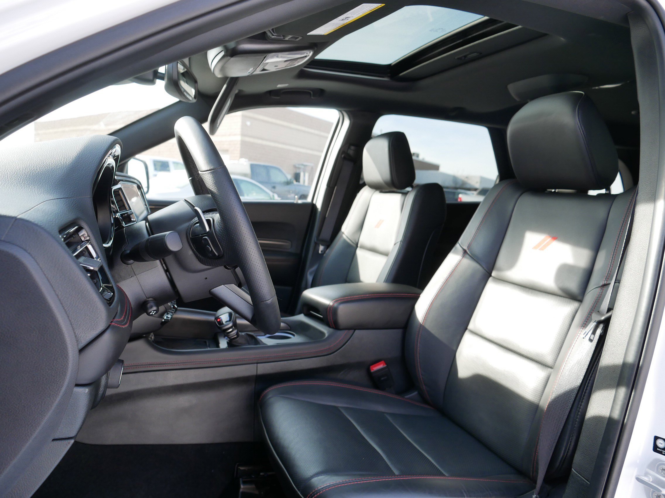 Certified 2025 Dodge Durango GT image 34