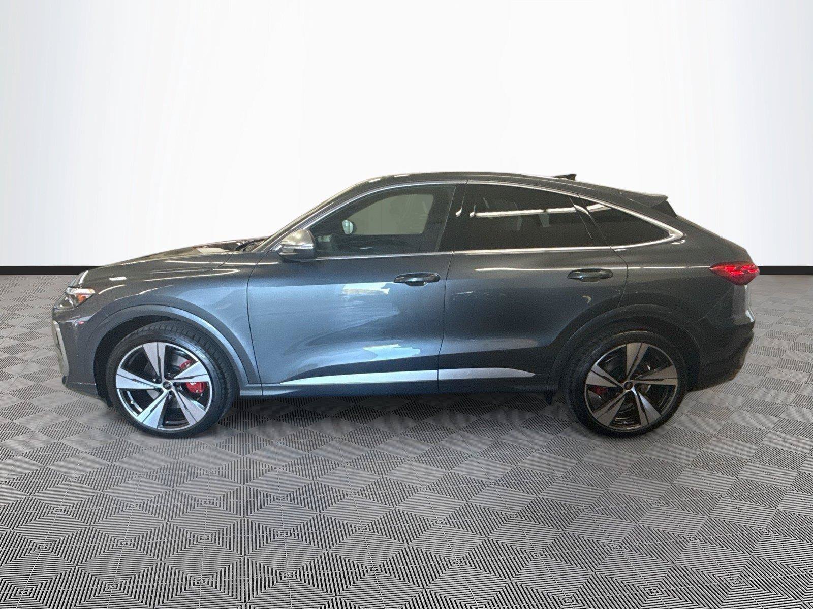 New 2026 Audi SQ5 Premium Plus AWD/4WD image 4