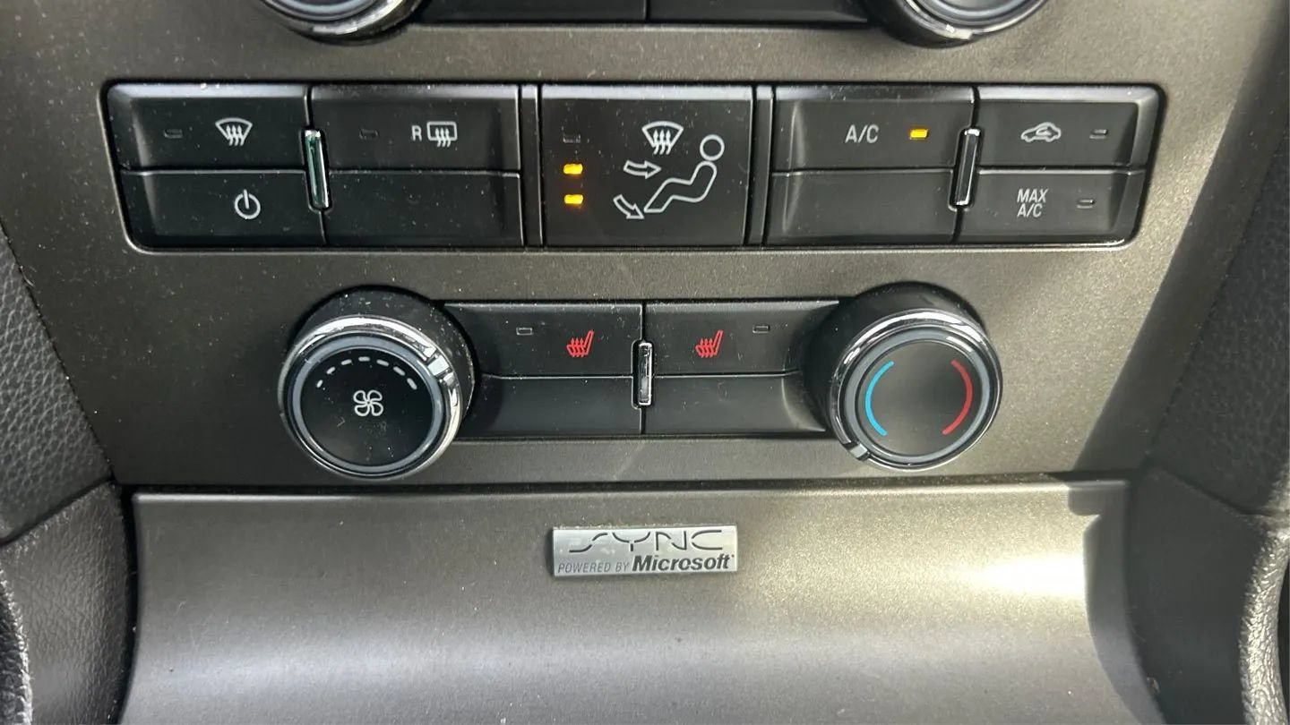 Used 2014 Ford Mustang GT Premium RWD image 20