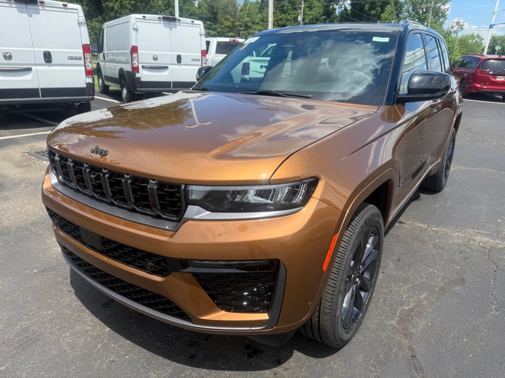 New 2026 Jeep Grand Cherokee Limited AWD/4WD image 7