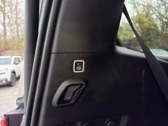 Used 2024 Jeep Wagoneer Series II w/ Flexible Seating Group image 21