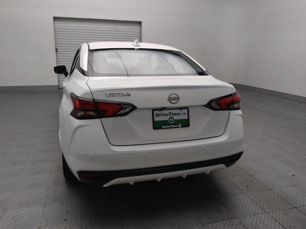 Used 2025 Nissan Versa SV FWD image 6