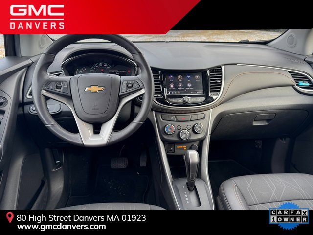 Used 2022 Chevrolet Trax LT w/ LT Convenience Package image 17