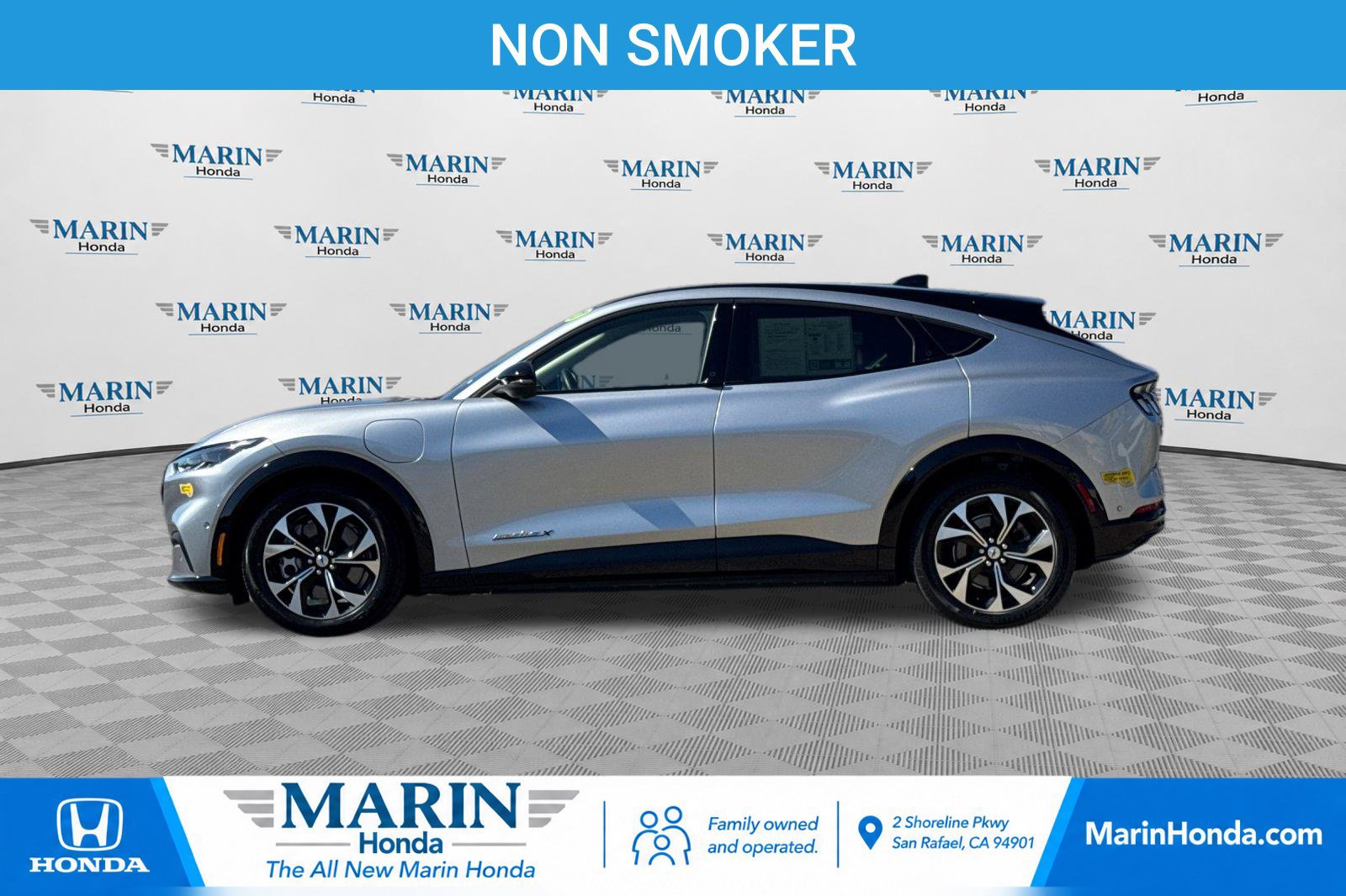 Used 2021 Ford Mustang Mach-E Premium RWD image 6