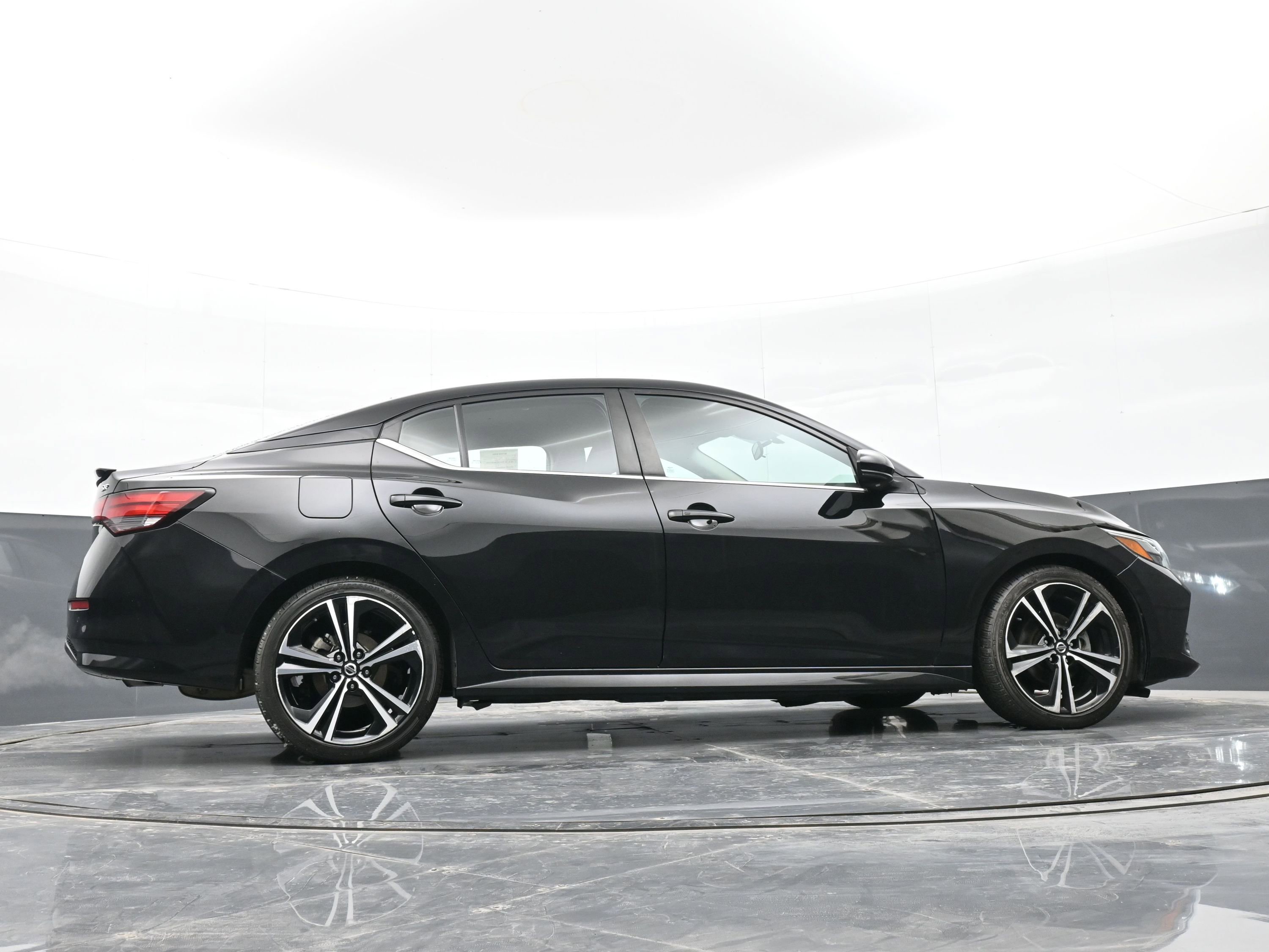 Used 2021 Nissan Sentra SR image 44