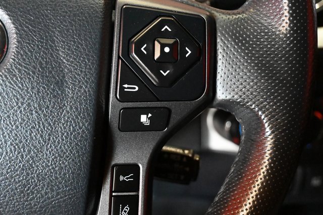 Certified 2020 Toyota Tacoma TRD Off-Road image 26