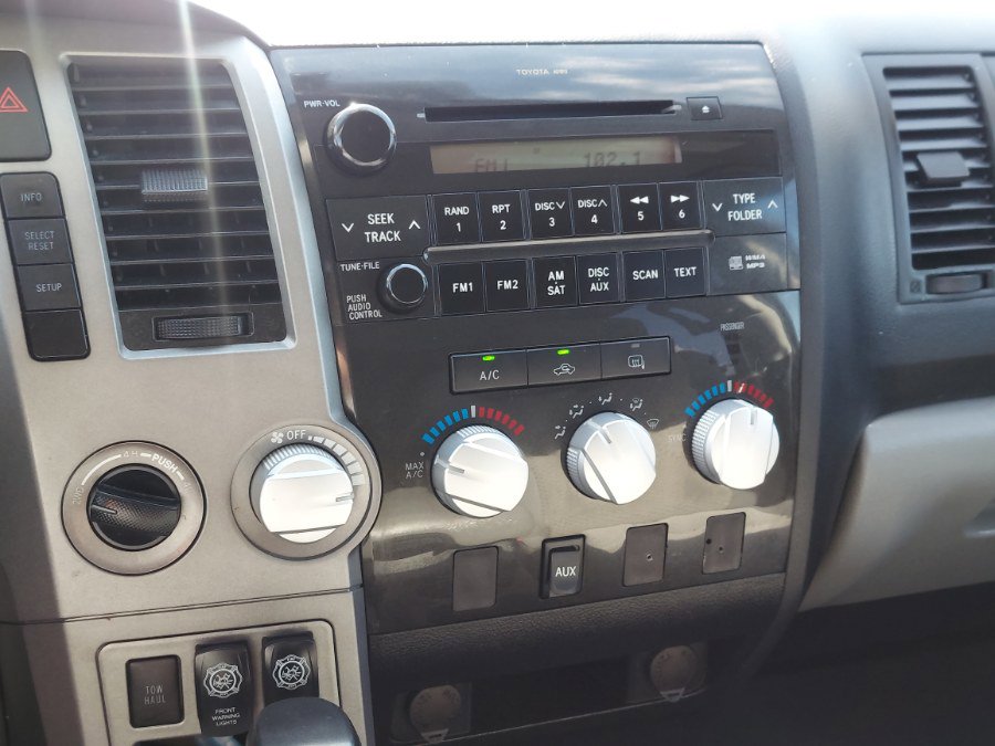 Used 2012 Toyota Tundra 4x4 Double Cab image 19