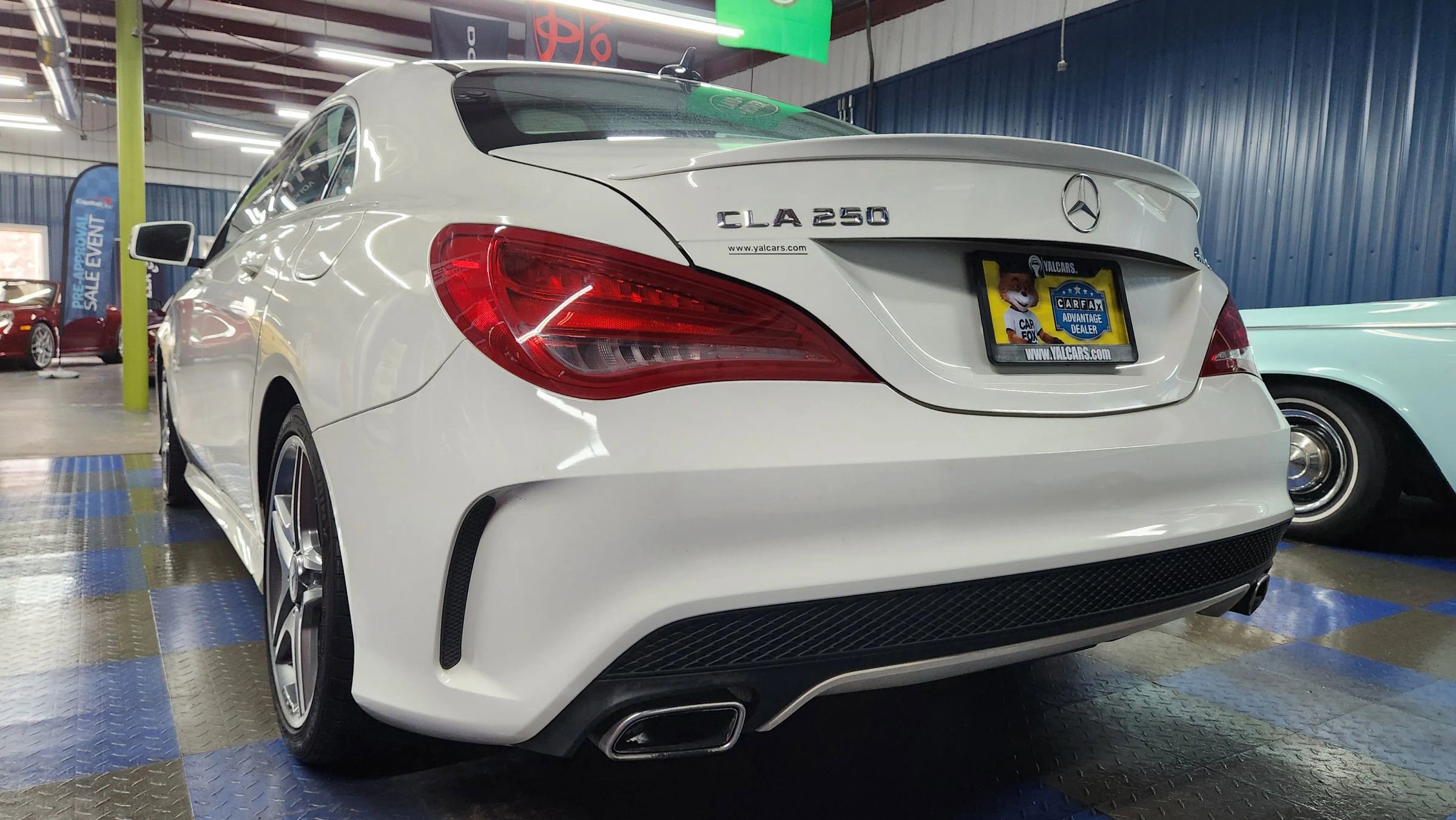 Used 2014 Mercedes-Benz CLA 250 4MATIC image 4