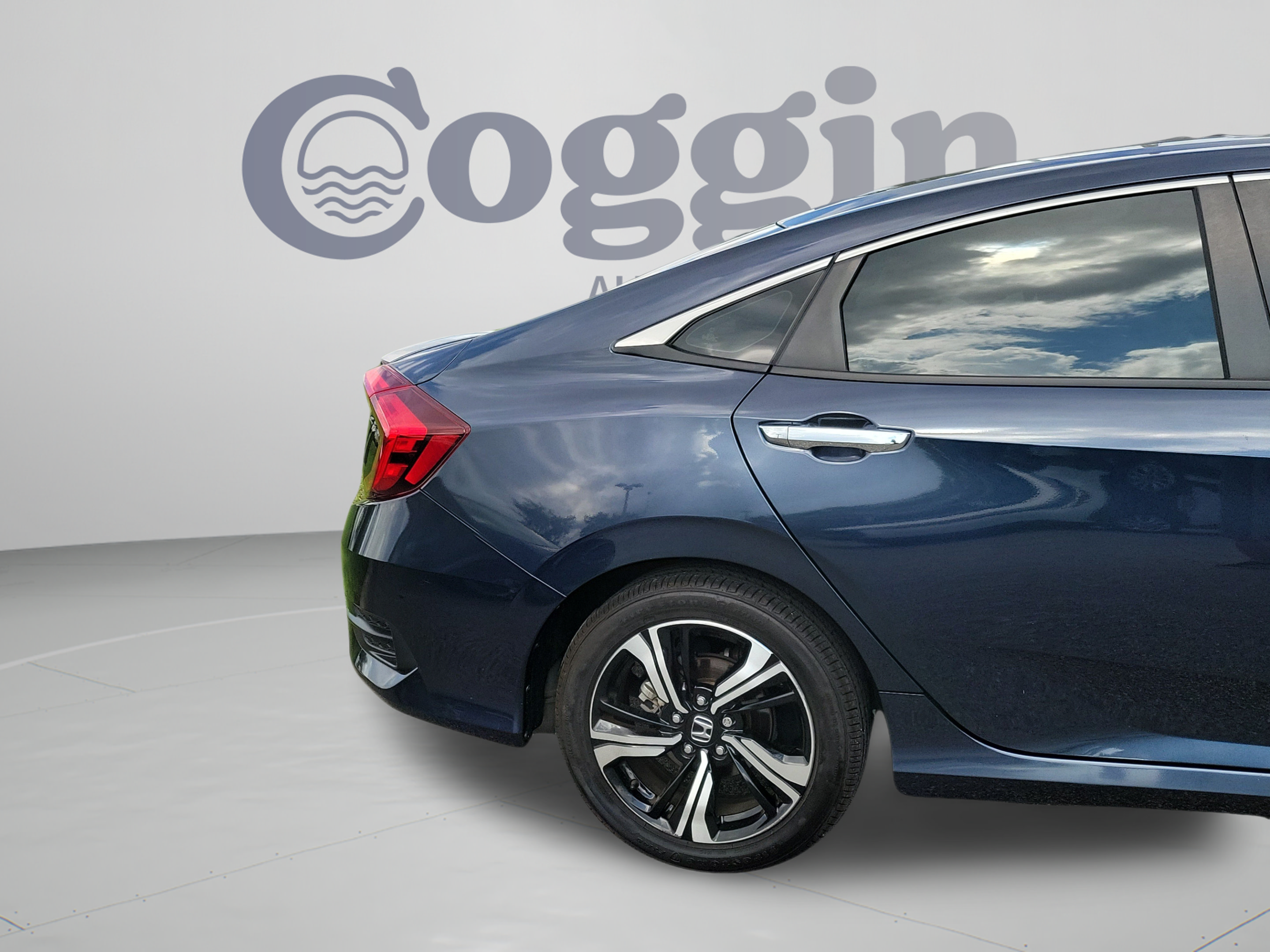 Used 2017 Honda Civic Touring image 27