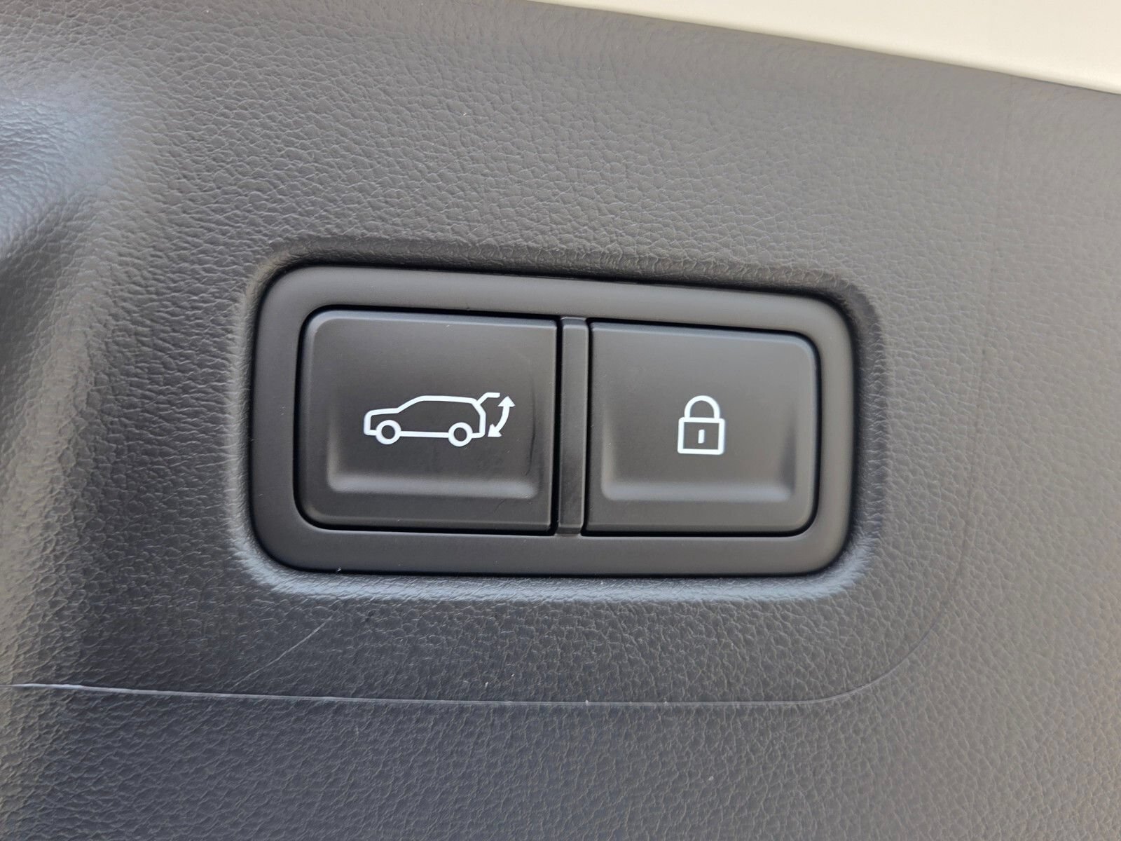 New 2026 Hyundai Santa Fe Calligraphy FWD image 13