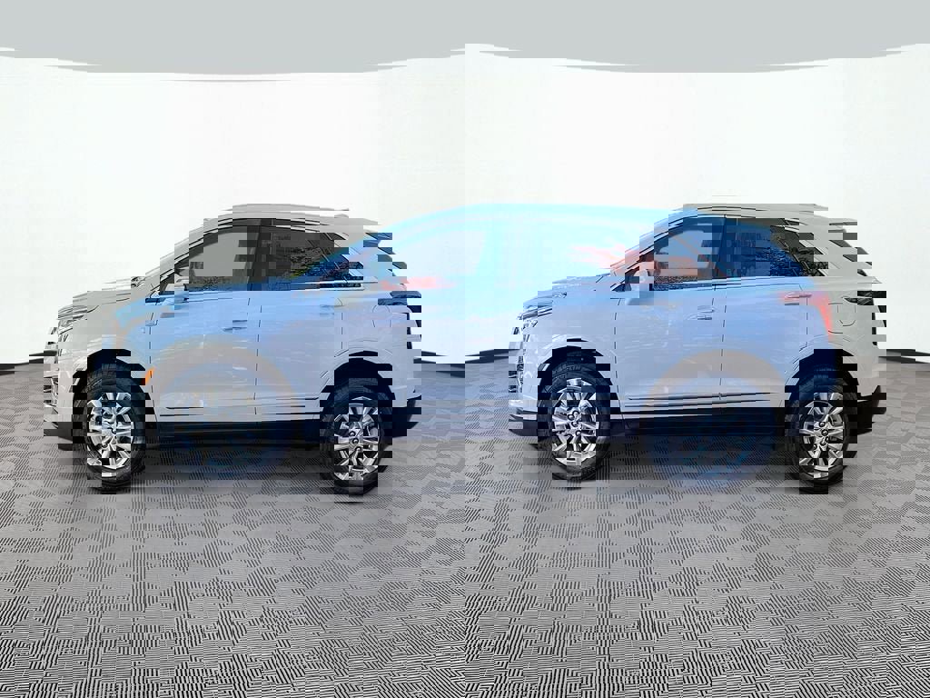 New 2026 Cadillac XT5 Luxury image 8