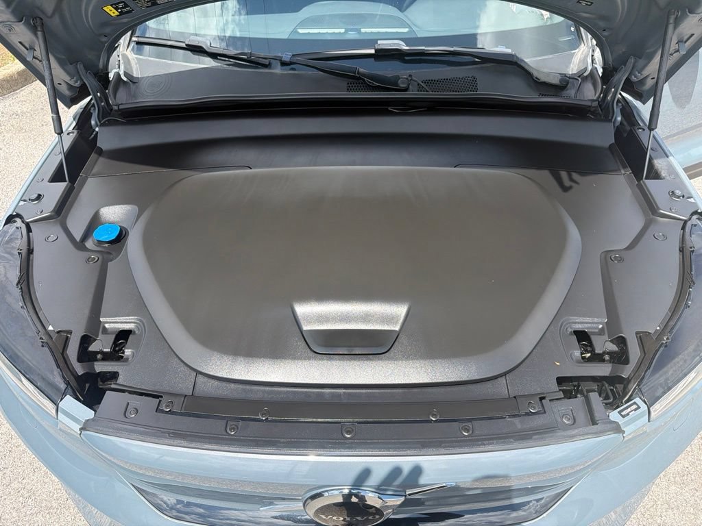 Certified 2023 Volvo C40 P8 Recharge Ultimate w/ Protection Package Premier AWD/4WD image 10