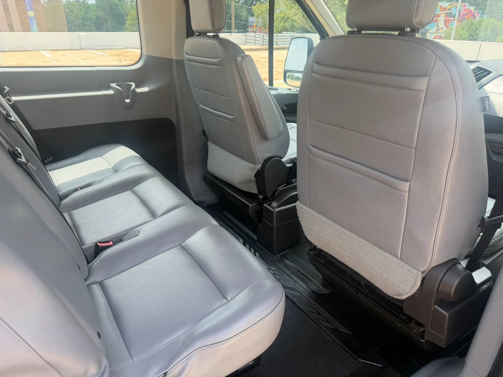 Used 2019 Ford Transit 350 XL RWD image 6