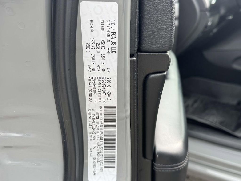 Used 2020 Jeep Grand Cherokee Altitude image 16