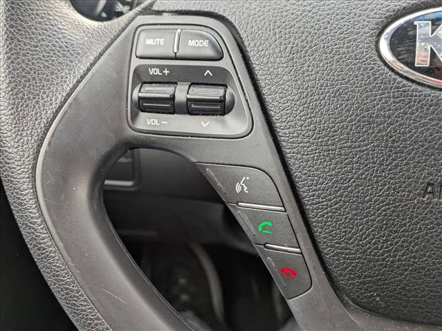 Used 2017 Kia Forte LX w/ LX Popular Package image 11