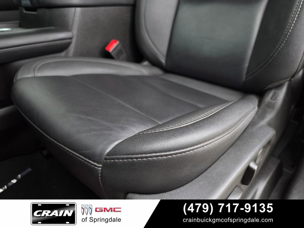 Used 2024 Chevrolet Tahoe Z71 w/ Luxury Package AWD/4WD image 21