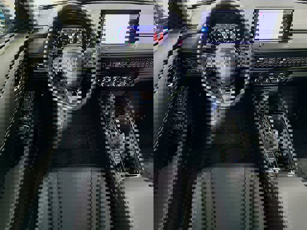 Used 2024 Honda Accord Touring image 10