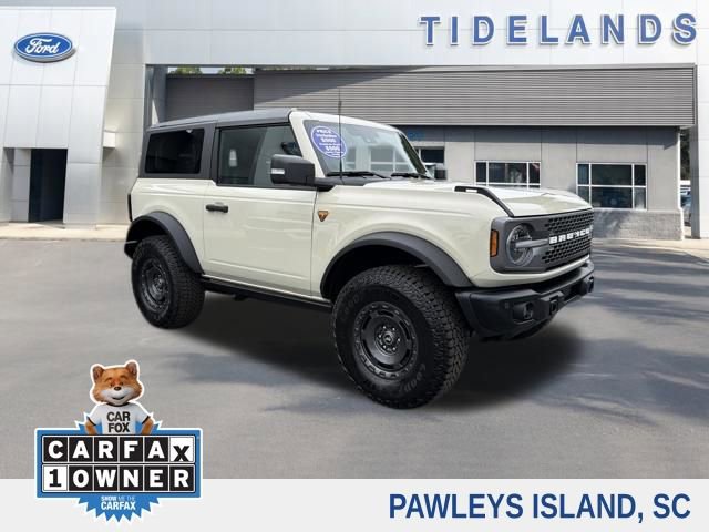 Used 2025 Ford Bronco Badlands image 1