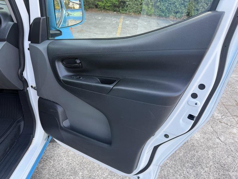 Used 2021 Nissan NV200 SV image 23