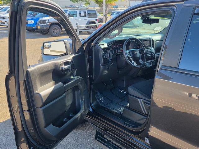 Used 2021 Chevrolet Silverado 1500 Custom w/ Safety Confidence Package RWD image 41