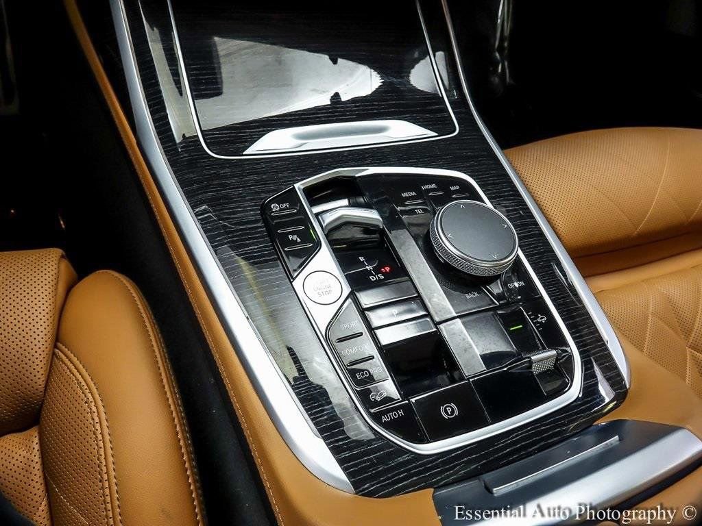 Used 2023 BMW X7 xDrive40i w/ M Sport Package image 25