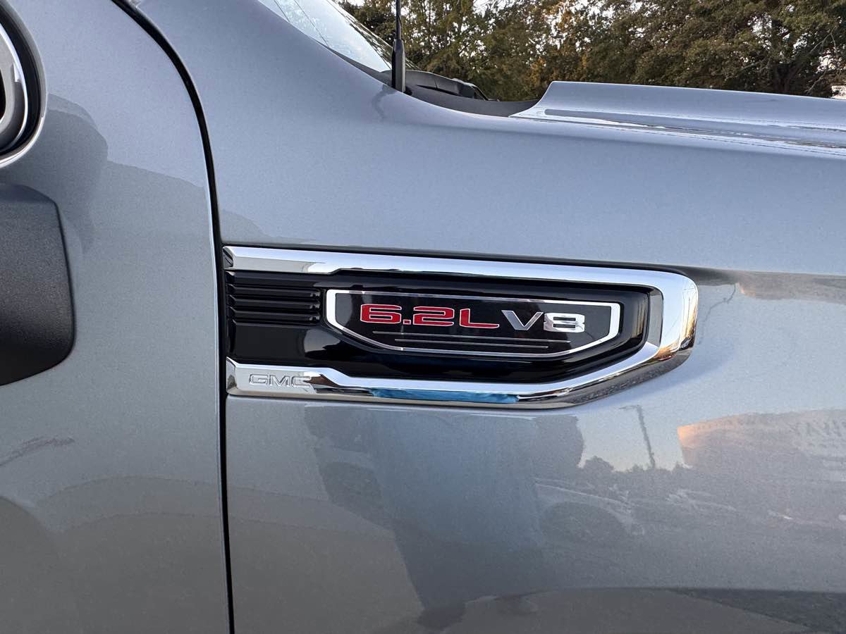 Used 2023 GMC Sierra 1500 SLT w/ SLT Premium Package image 30